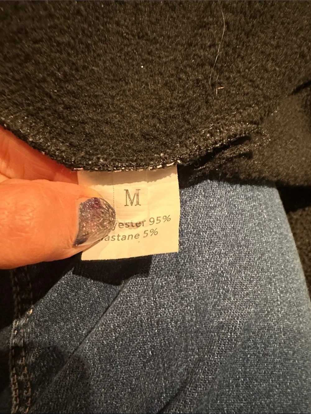 Source Unknown black zip